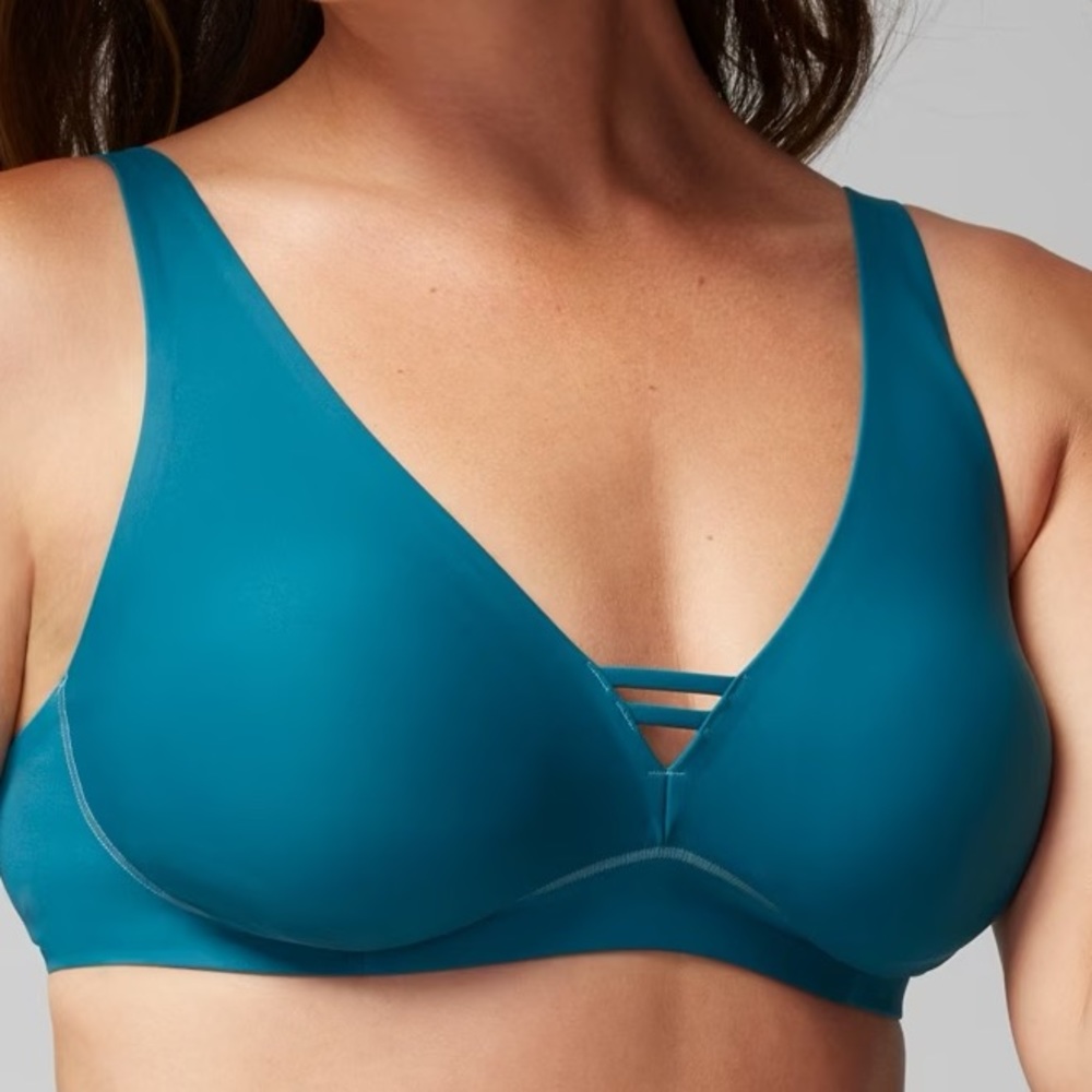 Soma Essentials Wireless Plunge Bra